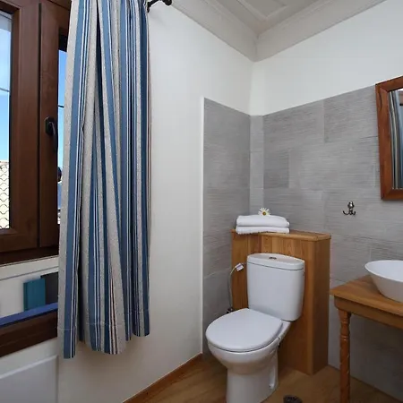 Stafilos House Villa