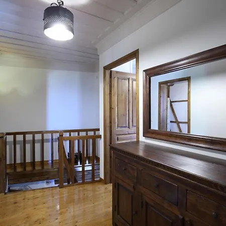 Stafilos House Villa *